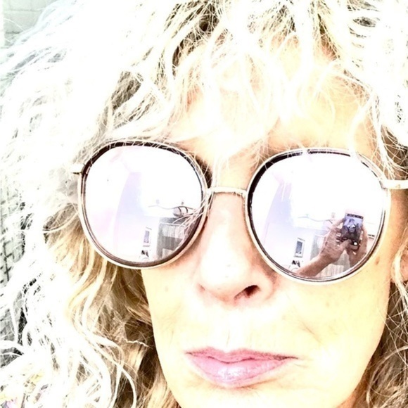 - Beach Wave Wig - Picture 2 of 7